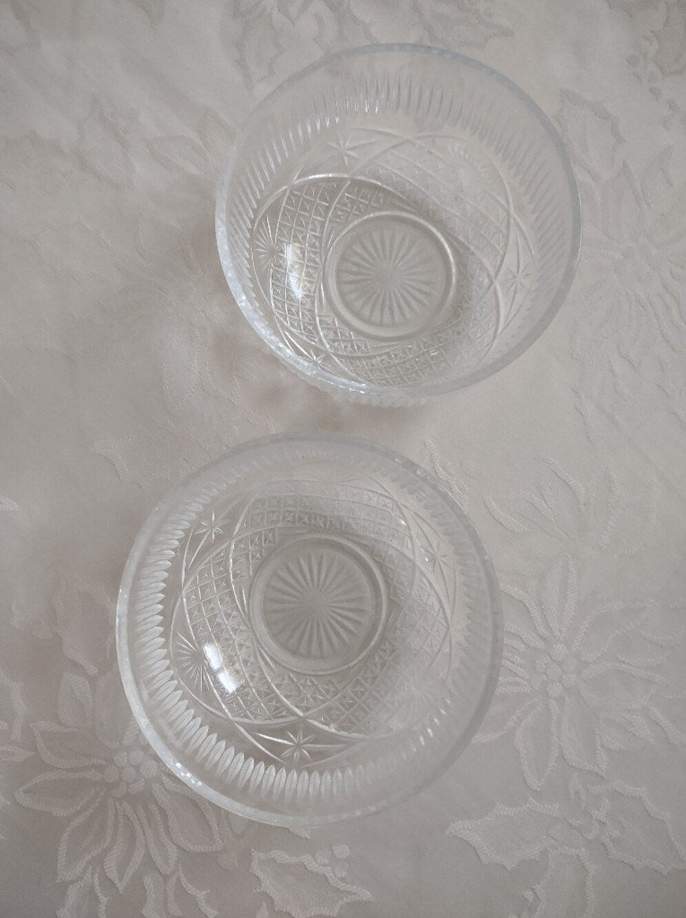 Vintage Crisal Libbey Portugal Glass Art Deco Embossed Star Diamant Bowls